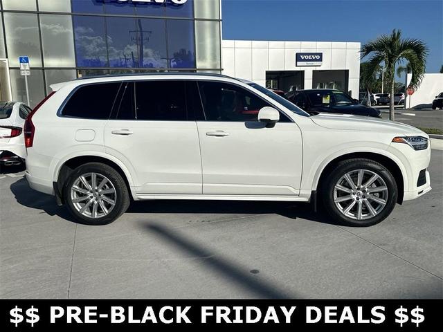 2022 volvo xc90 t6 momentum 7 passenger