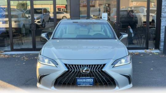 2022 Lexus ES