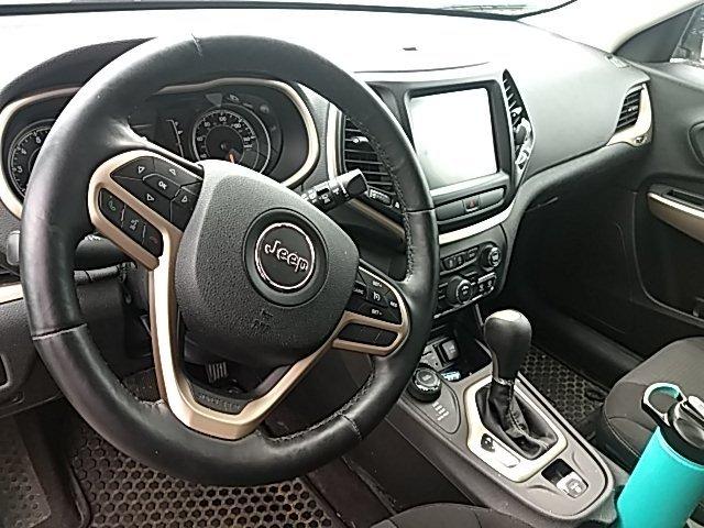 used 2017 jeep cherokee 4wd latitude austin, mn 55912 for sale in andyville, minnesota