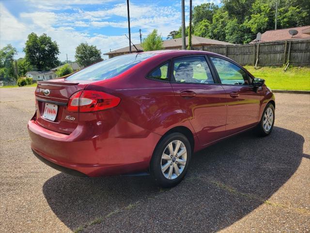 2013 ford fiesta se