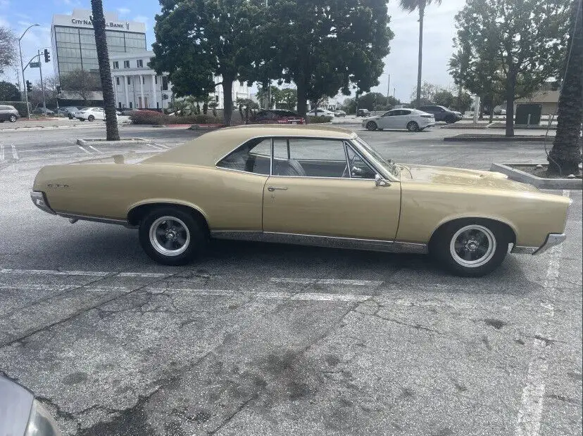 1967 pontiac gto custom built 455ci engine paired with a 400-turbo auto tran