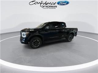 2021 Nissan Titan pro-4x