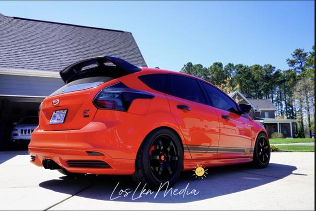 2013 ford focus st base