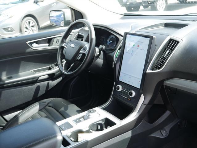 2022 ford edge sel