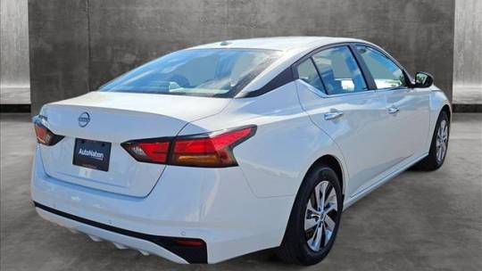 2025 Nissan Altima