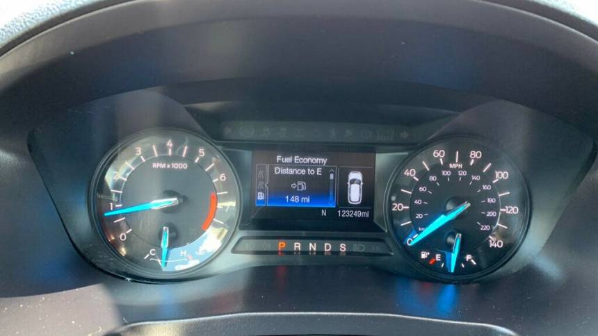 2018 ford explorer base