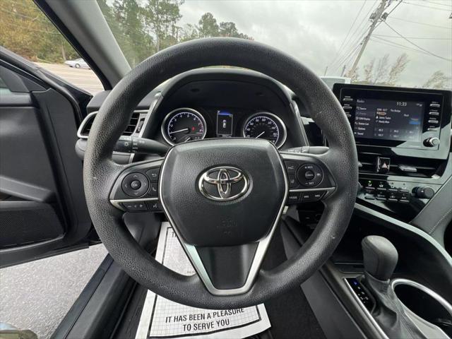 2021 toyota camry le