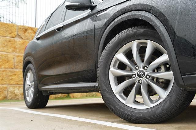 2021 infiniti qx50 essential