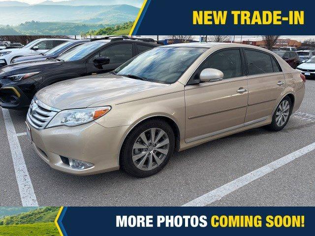2011 toyota avalon limited