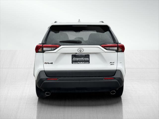 2022 toyota rav4 xle