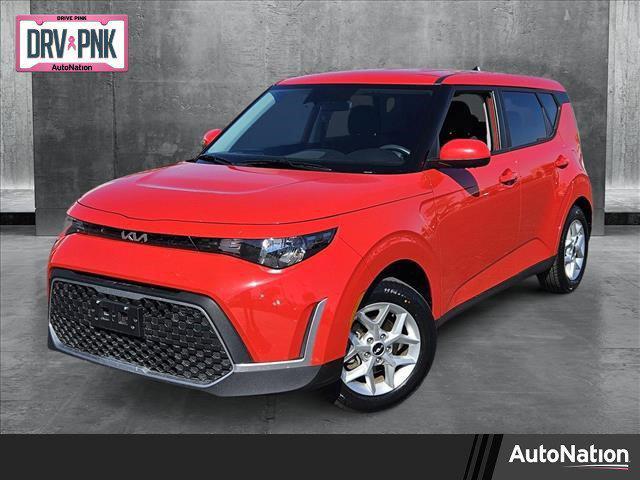 2023 kia soul lx