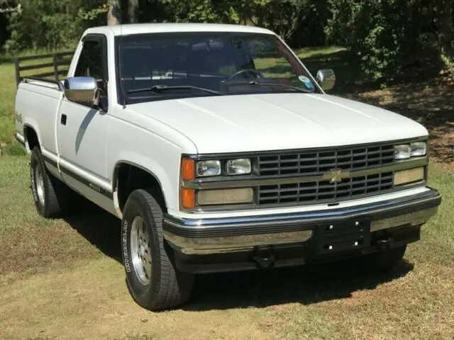 1988 chevrolet c/k pickup 1500, white with 132000 miles available now!