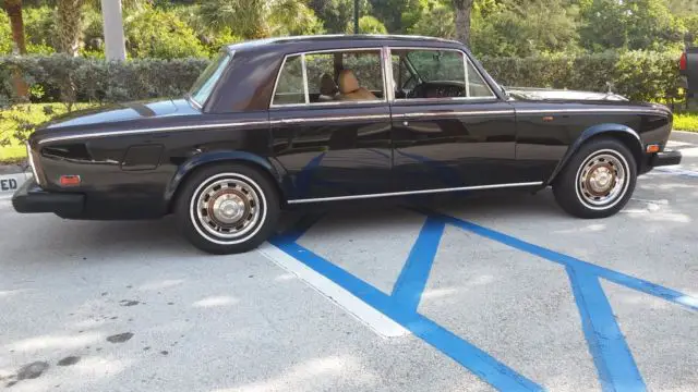very clean 2-tone shadow, drives like a dream!