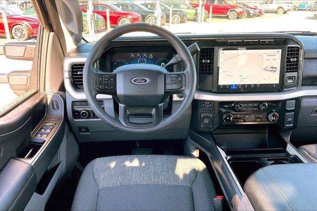 2023 ford f-250 xlt