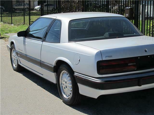 1992 buick regal gs low 78k mile fl rust free non smoke clean carfax no reserve