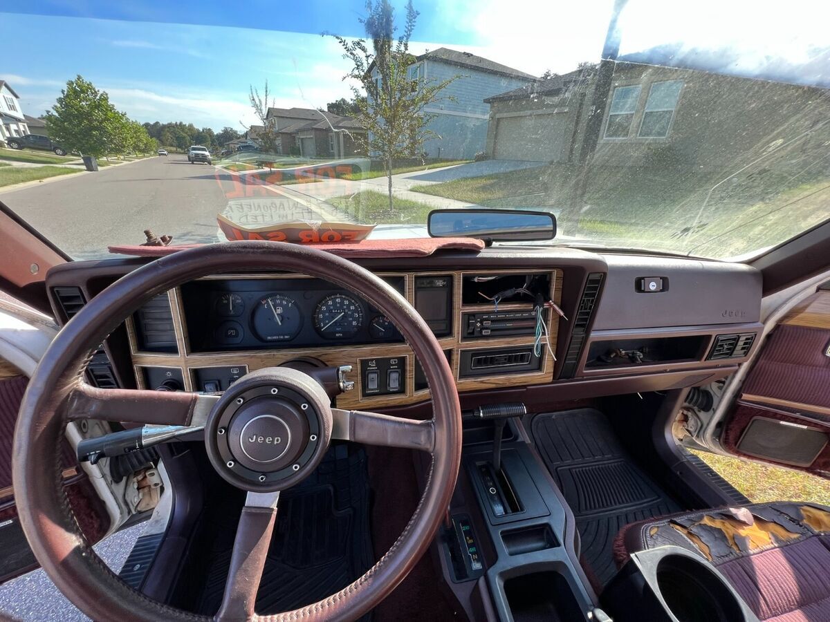 1987 jeep wagoneer limited 4x4 with 4.0l i6, np242, aw4 no reserve