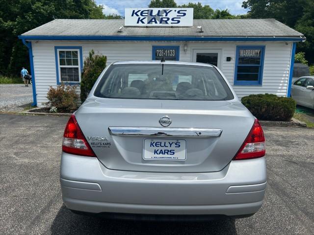 2010 nissan versa 1.8 s