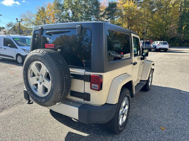 2011 jeep wrangler sahara