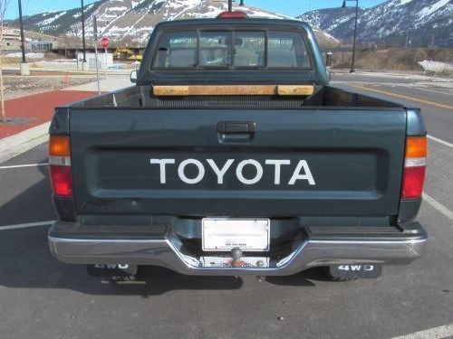 nice original 1994 toyota pickup 4 cyl 22re automatic 4x4