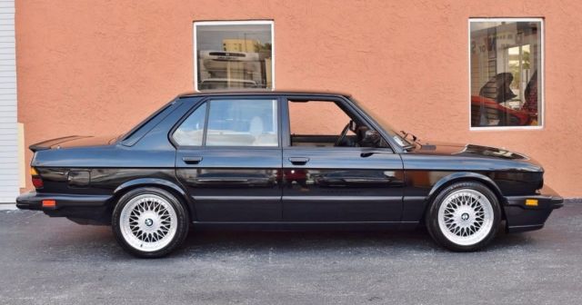 1988 e28 rare - clean history -great mechanicals- minty interior-service records