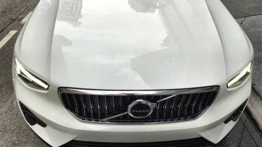 2024 Volvo XC40
