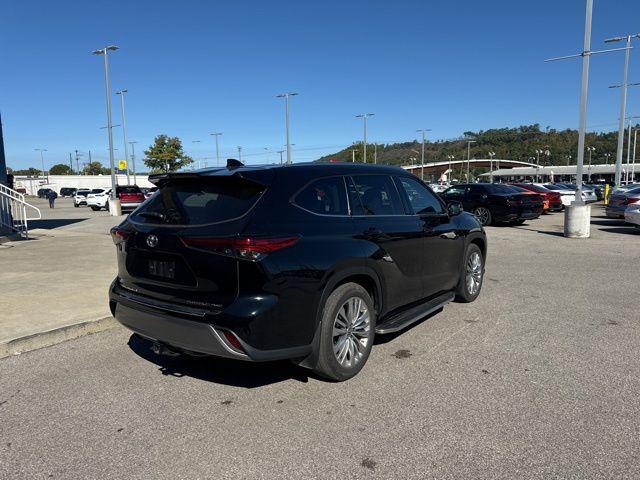 2023 toyota highlander platinum