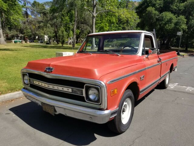 1970 chevy c-10 pick up truck