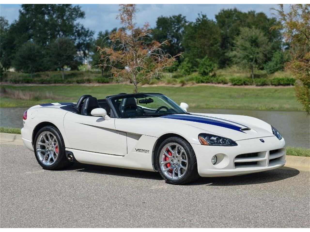 2005 dodge viper