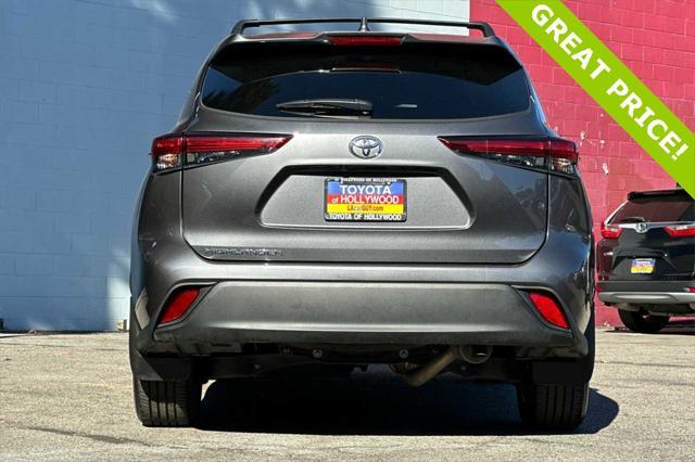 2021 toyota highlander l