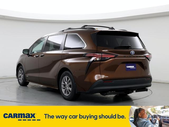 2021 toyota sienna xle