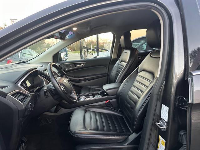 2019 ford edge sel