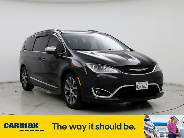 2017 chrysler pacifica limited