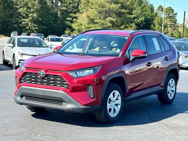 2021 toyota rav4 le