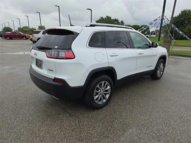 2021 jeep cherokee latitude lux