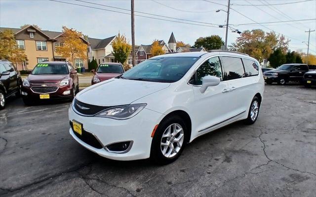 2017 chrysler pacifica touring-l