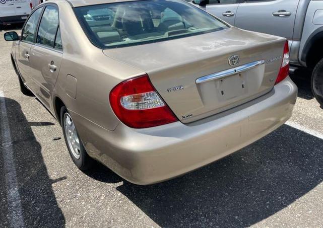 2002 toyota camry le