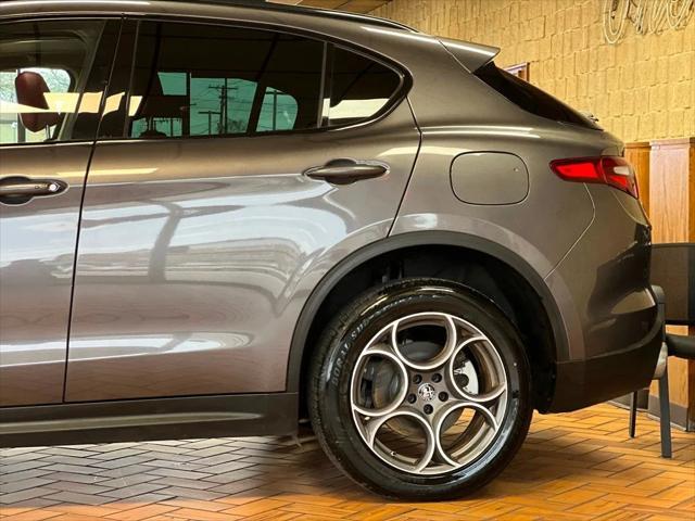 2021 alfa romeo stelvio base