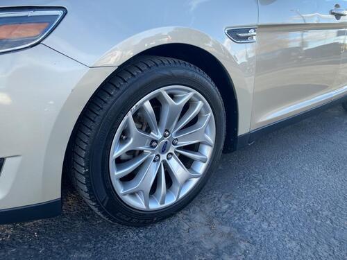 2018 ford taurus limited