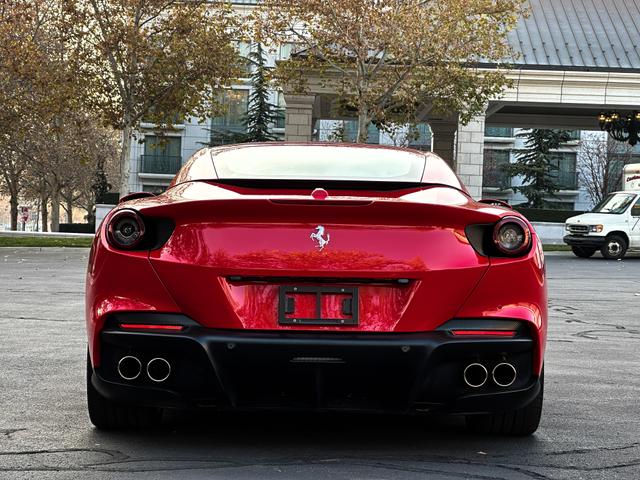 2023 ferrari portofino m base