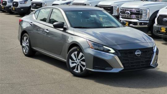 2025 Nissan Altima