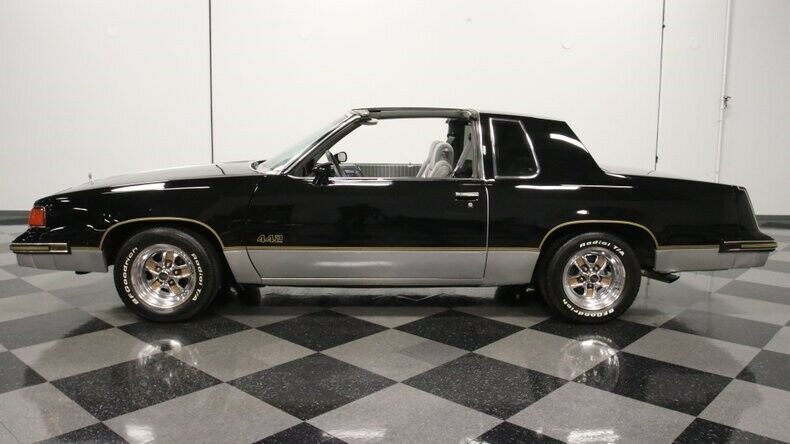 classic vintage chrome olds 442 g-body 307 v8 auto transmission black