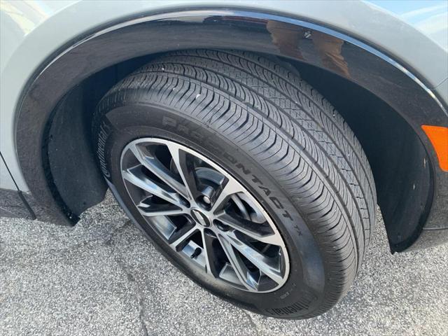 2024 cadillac xt4 sport