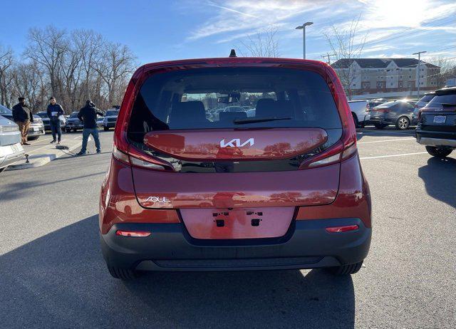2022 kia soul s