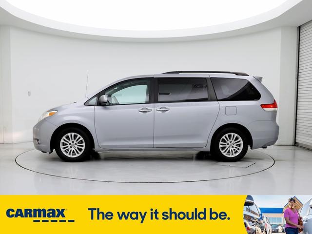 2013 toyota sienna xle