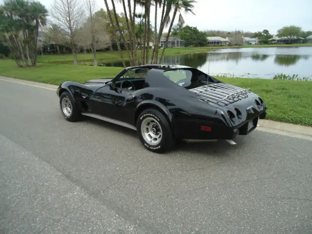 1977 corvette - gorgeous inside and out low miles - stunning car -looks amazing