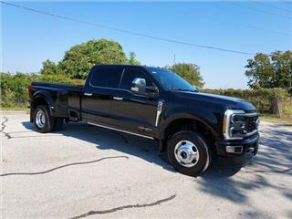 2023 Ford F-350 platinum