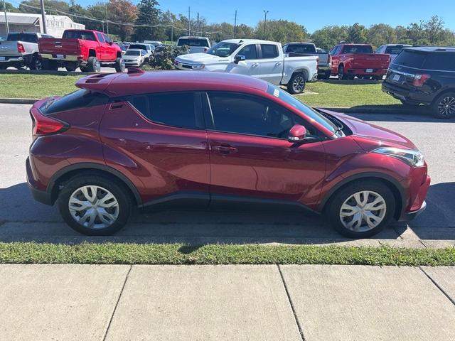 2019 toyota c-hr le