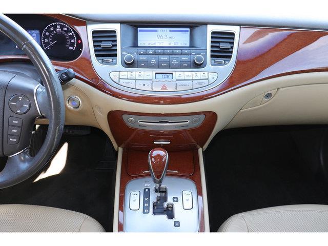 2013 hyundai genesis 3.8l 3.8l 4dr sedan for sale in henderson, nevada