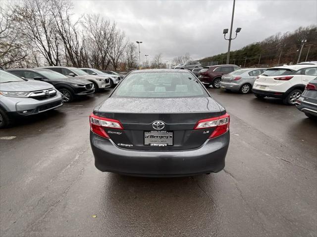 2012 toyota camry le