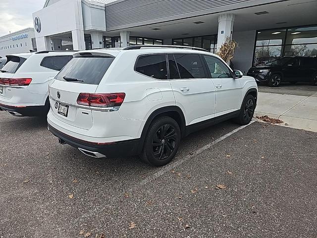 2022 volkswagen atlas 3.6l se w/technology
